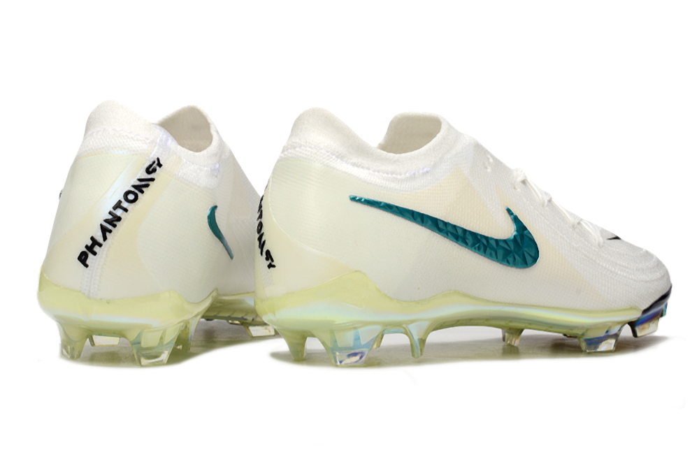 Nike Phantom Luna 360