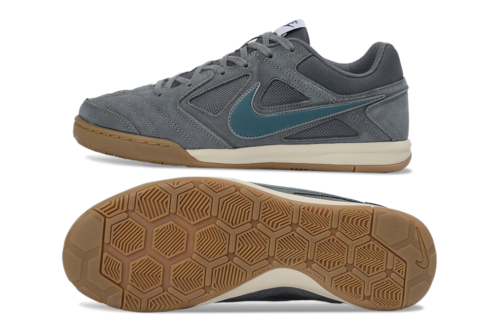 Nike Supreme Futsal