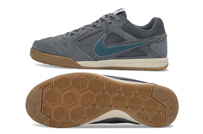 Nike Supreme Futsal