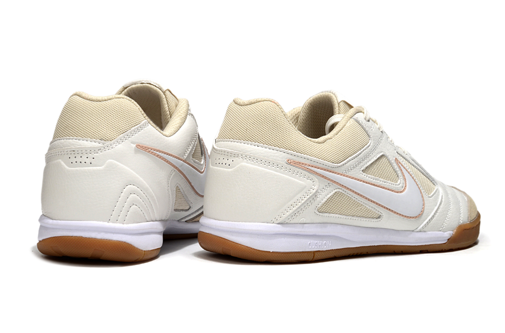 Nike Supreme Futsal