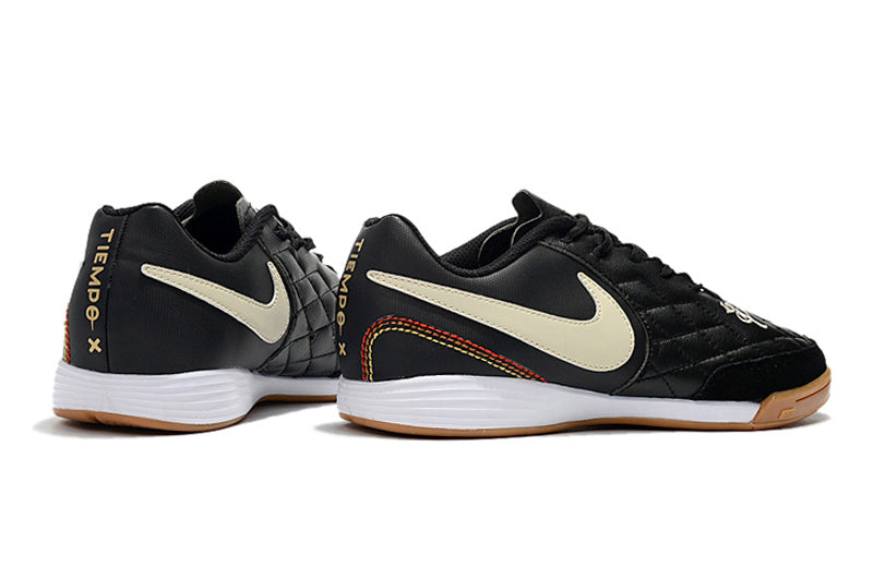 Nike Tiempo R10