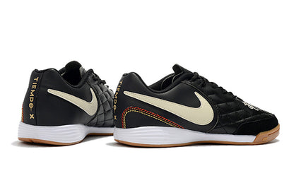 Nike Tiempo R10