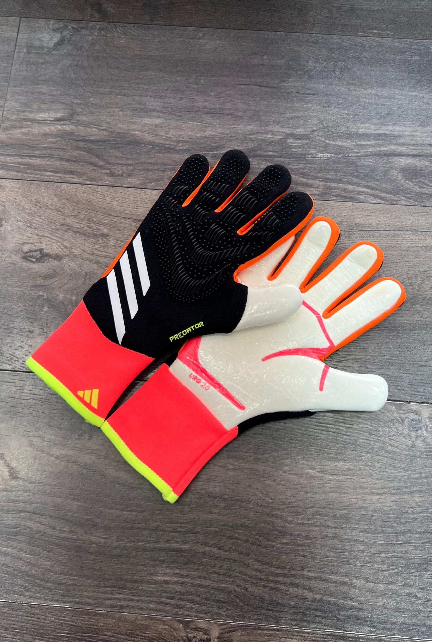 Guantes Adidas Predator PRO