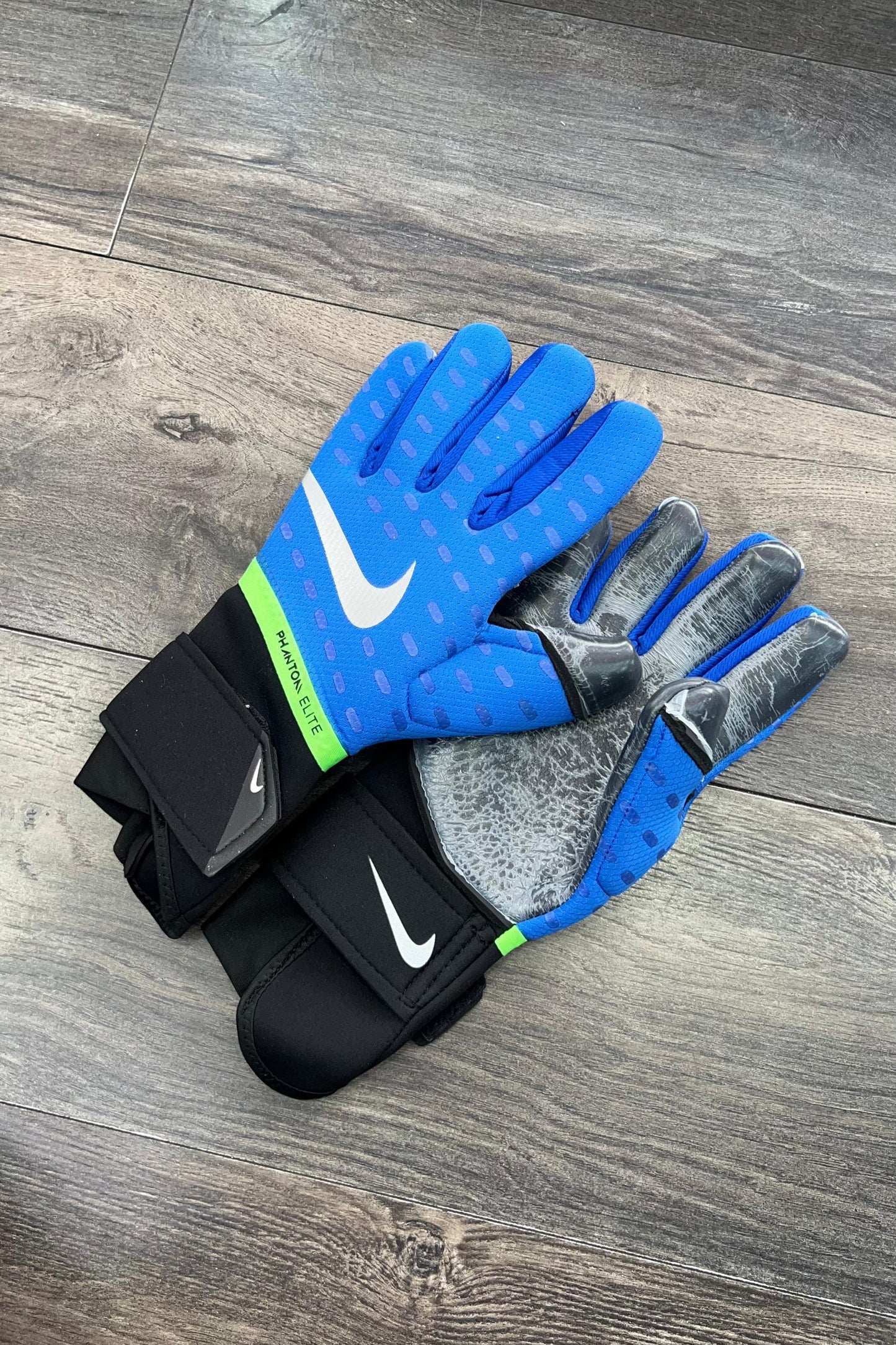 Guantes Nike Match