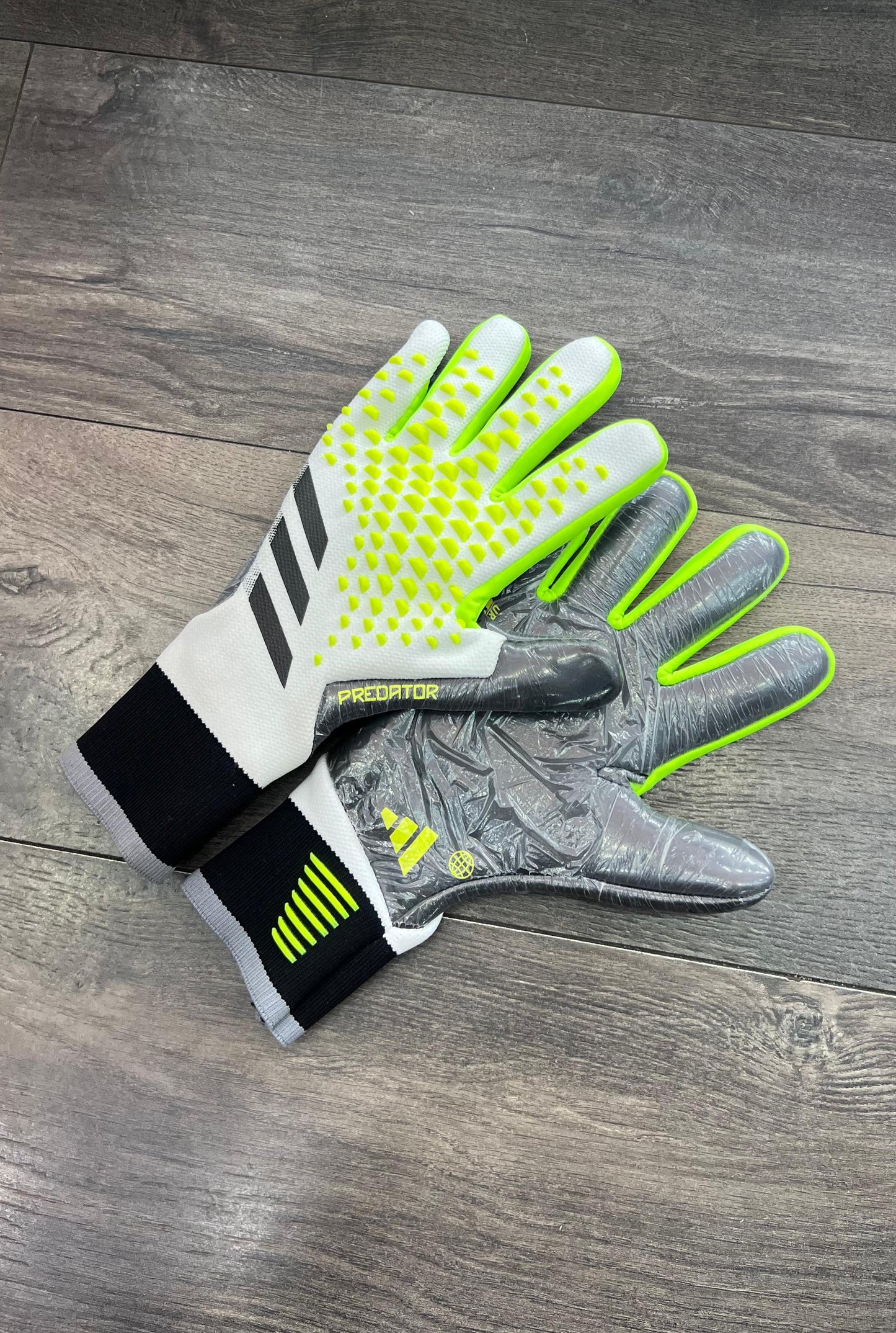 Guantes Adidas Predator PRO