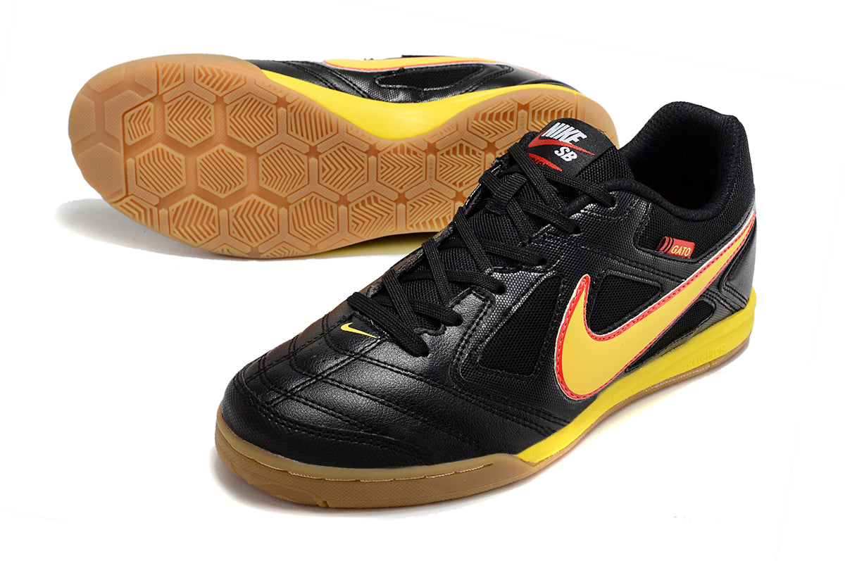 Nike Supreme Futsal