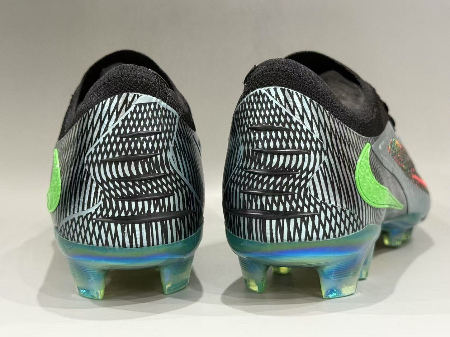 NK Guayos Phantom GX 6